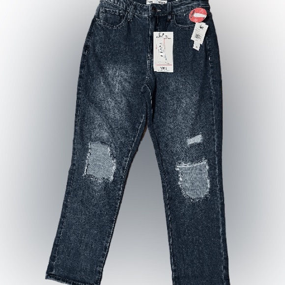 YMI Denim - NWT YMI high rise hybrid distressed denim mom jeans dream collection Size 9